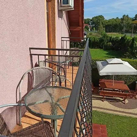 Dorjan - Pokoje Goscinne Dziwnowek Exterior photo